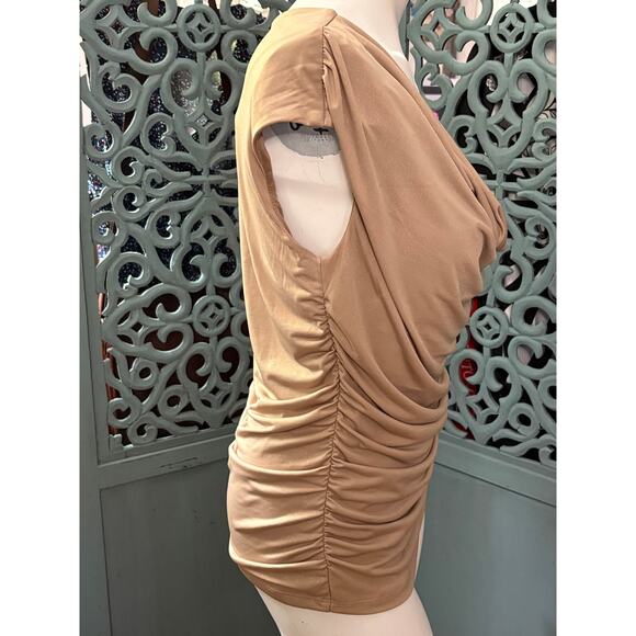 Soulmates Soft Gold Shimmer/Beige Sleeveless Bodycon Top-Glam Party Blouse-Sz L - Picture 3 of 6